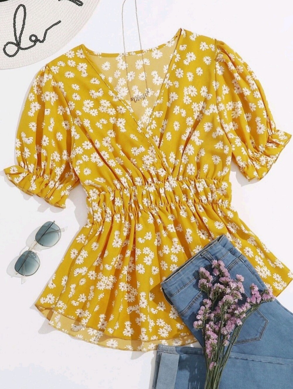 ❣️4 For $20❣️ SHEIN Golden Yellow Daisy Print Top